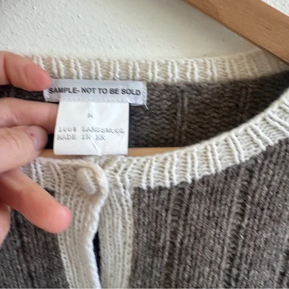 Vintage Folk Art 100% Lambswool Cardigan Sweater Sample New Without Tags L - Picture 3 of 9